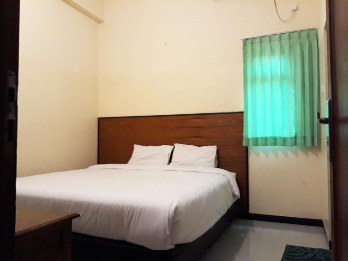 Hotel Pelangi Indah Semarang Luaran gambar