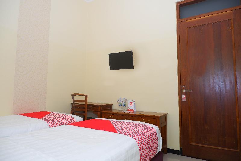 Hotel Pelangi Indah Semarang Luaran gambar